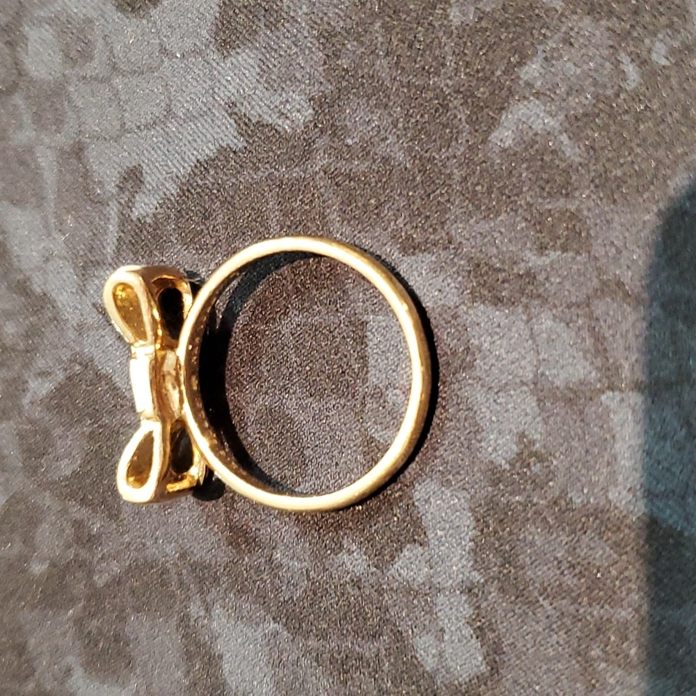 Ring - Picture 4 of 5